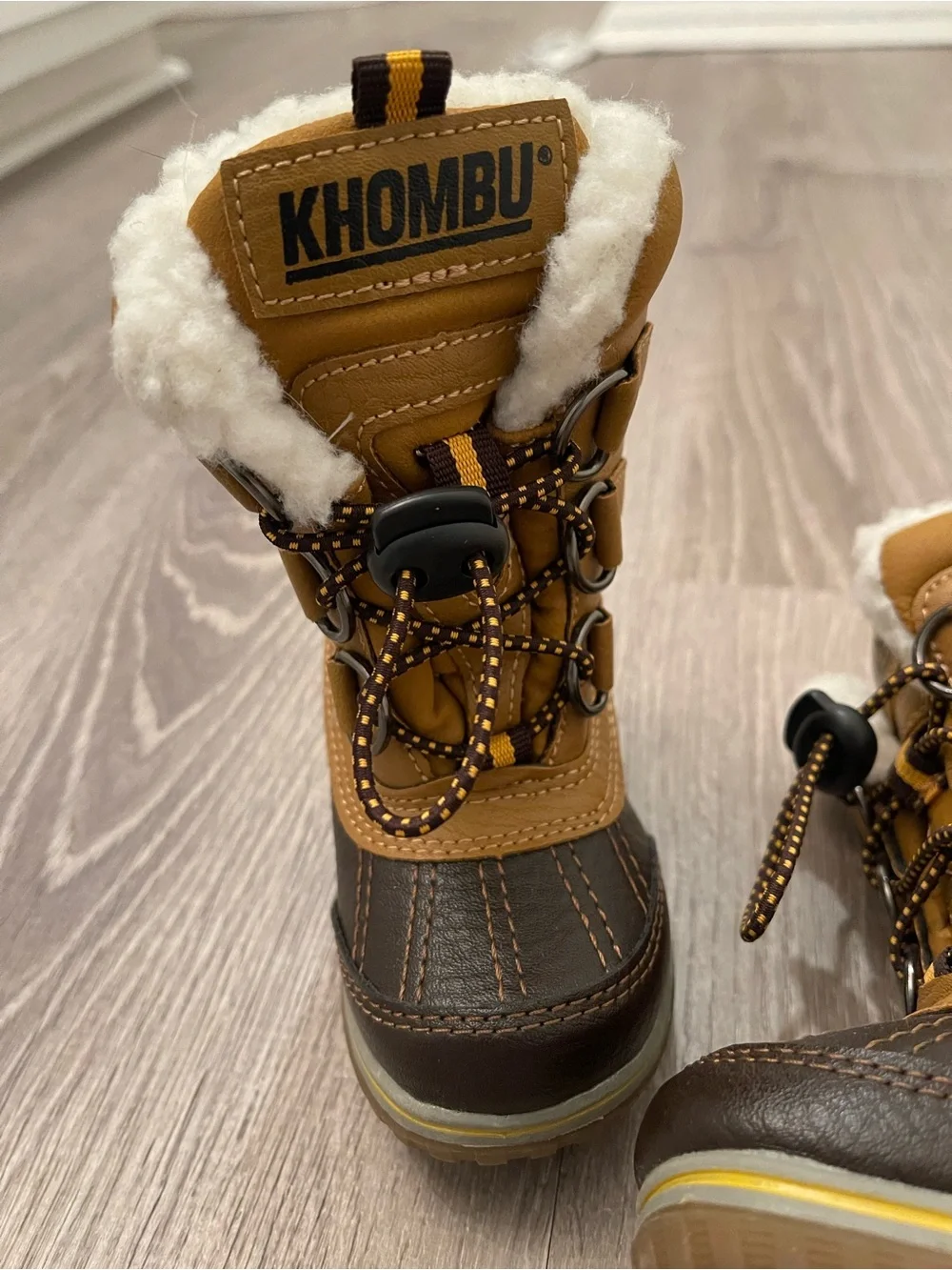 Khombu Brown and Tan Kids Winter boots size 5